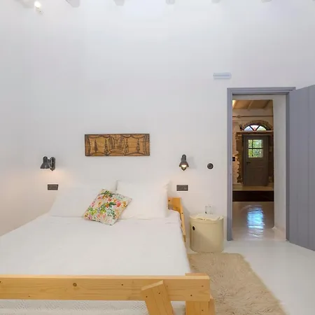 The Storage House Case de vacanță *