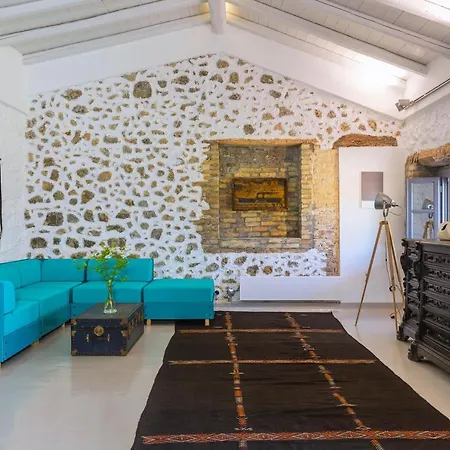 The Storage House Case de vacanță Danilia